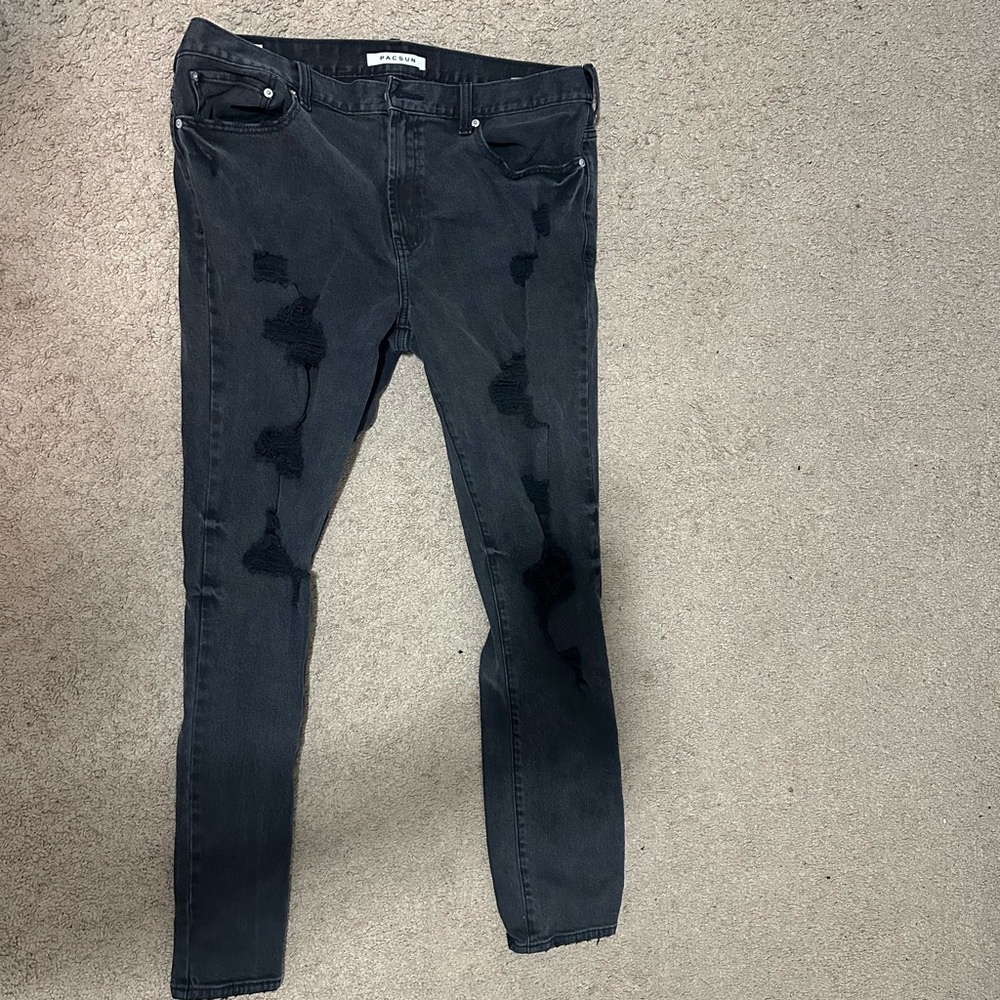 Men's Black Distressed Jeans